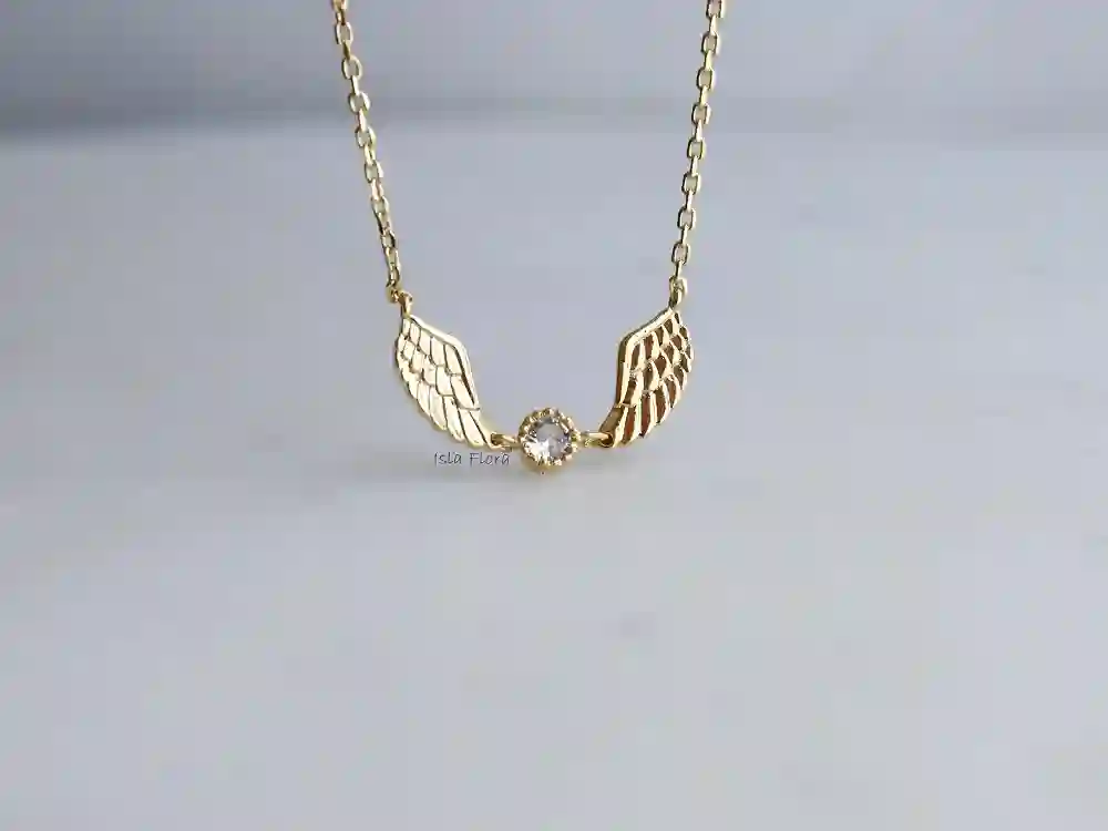 Circle Chain with Wings